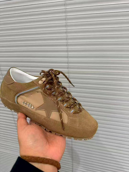 NEW CAME 😍
GOLDEN GOOSE 
140 dhs🇦🇪
Size 36 TO 41 

Zain40
💓💓💓