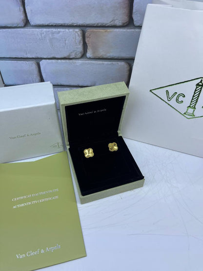 vCA
Earing’s
Master quality 🍃
50 dhs🪙🌨️

Zain263
♥️♥️♥️