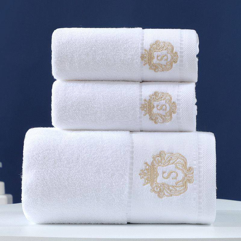 New collection 
Comfortable healthy quality 
Towels set
3 pcs 
Size 140/70
Small 70/35
70 dhs🪙💕

Zain99
♥️♥️♥️