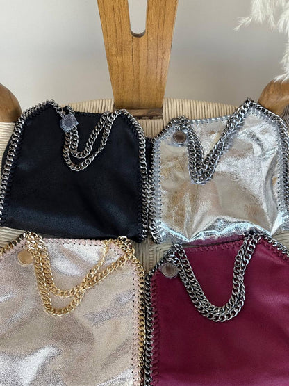 STELLA McCARTENY
18cm
330 dhs✅
Top quality

Zain167
♥️♥️♥️