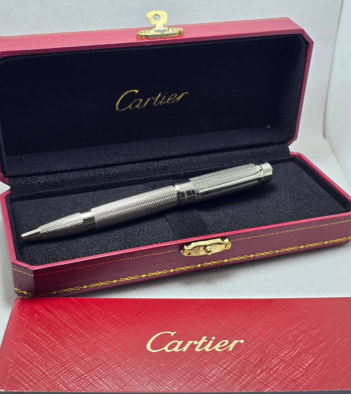 Cartier pen
70 dhs❣️ with Master box*
45 dhs❣️ with normal box*

Zain29
♥️♥️♥️