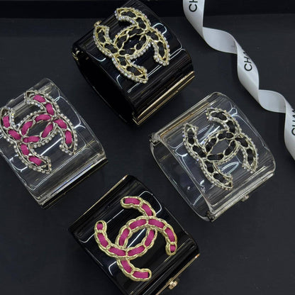 CHANEL🔥*
Bangle 🍁

Super master quality 💯

With boxes 🗃️ 
🎁🎁🎁

140 dhs🪙🌨️

Zain216
♥️♥️♥️