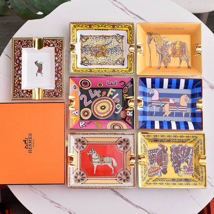 100 dhs 

Zain205
♥️♥️♥️