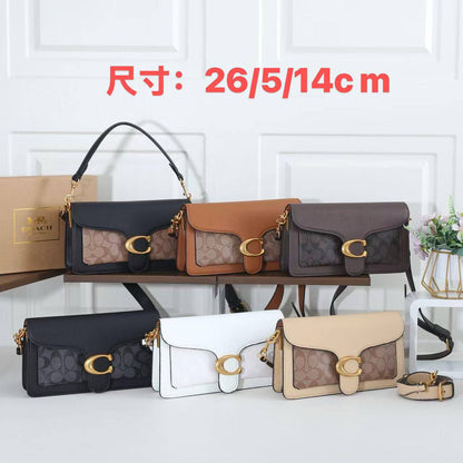 Coach   
100 dhs🌺

with box 📦 

Good quality 

Zain253
♥️♥️♥️