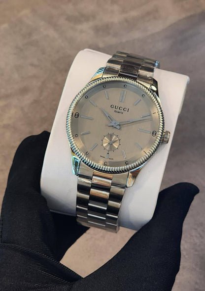Gucci watch for men 
good quality 
220 dhs💓

Zain59
♥️♥️♥️