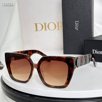 *SUNGLASSES WOMEN*

*MASTER QUALITY*

260 dhs💓

Zain202
♥️♥️♥️