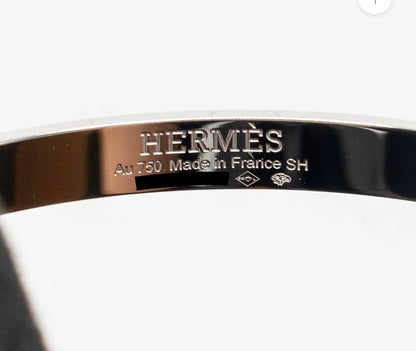 Hermes ❤️‍🔥*
Bangle 🦋
Master quality 💯
With normal boxes 🗃️ 
55 dhs✅
With master box 📦 
70 dhs✅

Zain216
♥️♥️♥️