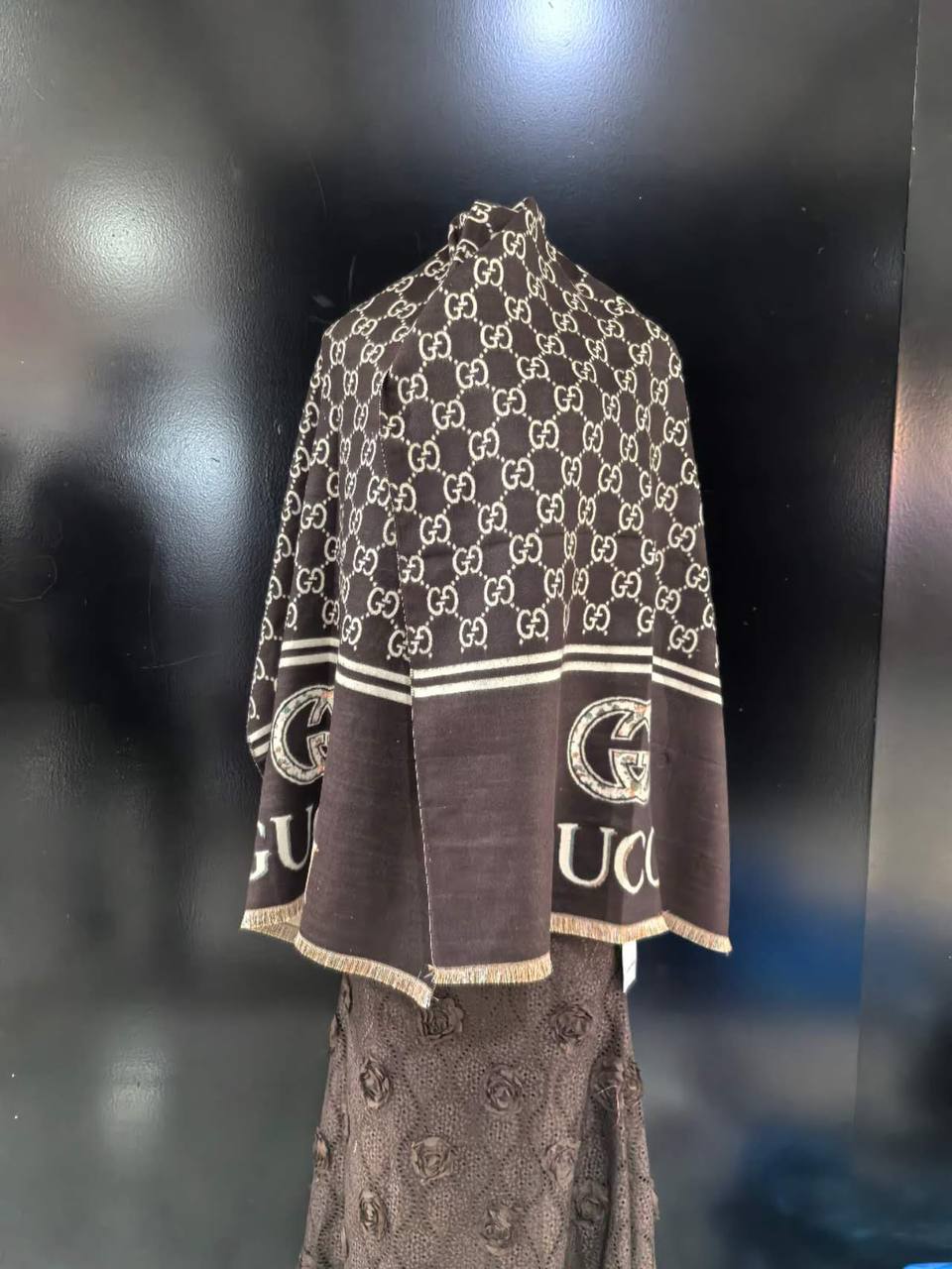 Good quality 
Scarf 
45 dhs🇦🇪🇦🇪

Zain295
♥️♥️♥️