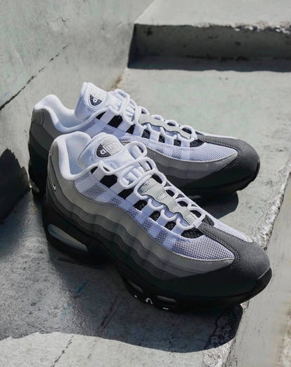 Nike Air Max 95 OG
Big Bubble Granite ，
Size 40-46 ，
200 dhs🇦🇪🇦🇪

Zain18
♥️♥️♥️