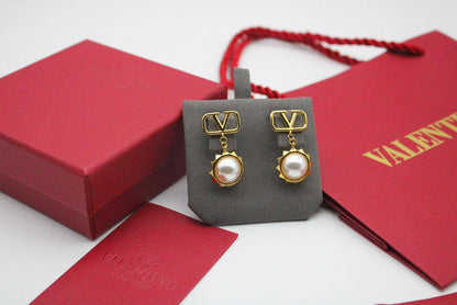 Master Earrings

Zain122

New Master Stock
For Price 👇 WTSP Text Zain 0568585901
0507557372

Zain122
♥️♥️♥️