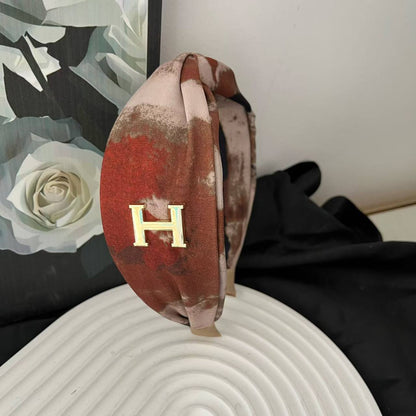 *Headband ❤️‍🔥*
good quality 💯
20 dhs🪙💕

Zain216
♥️♥️♥️