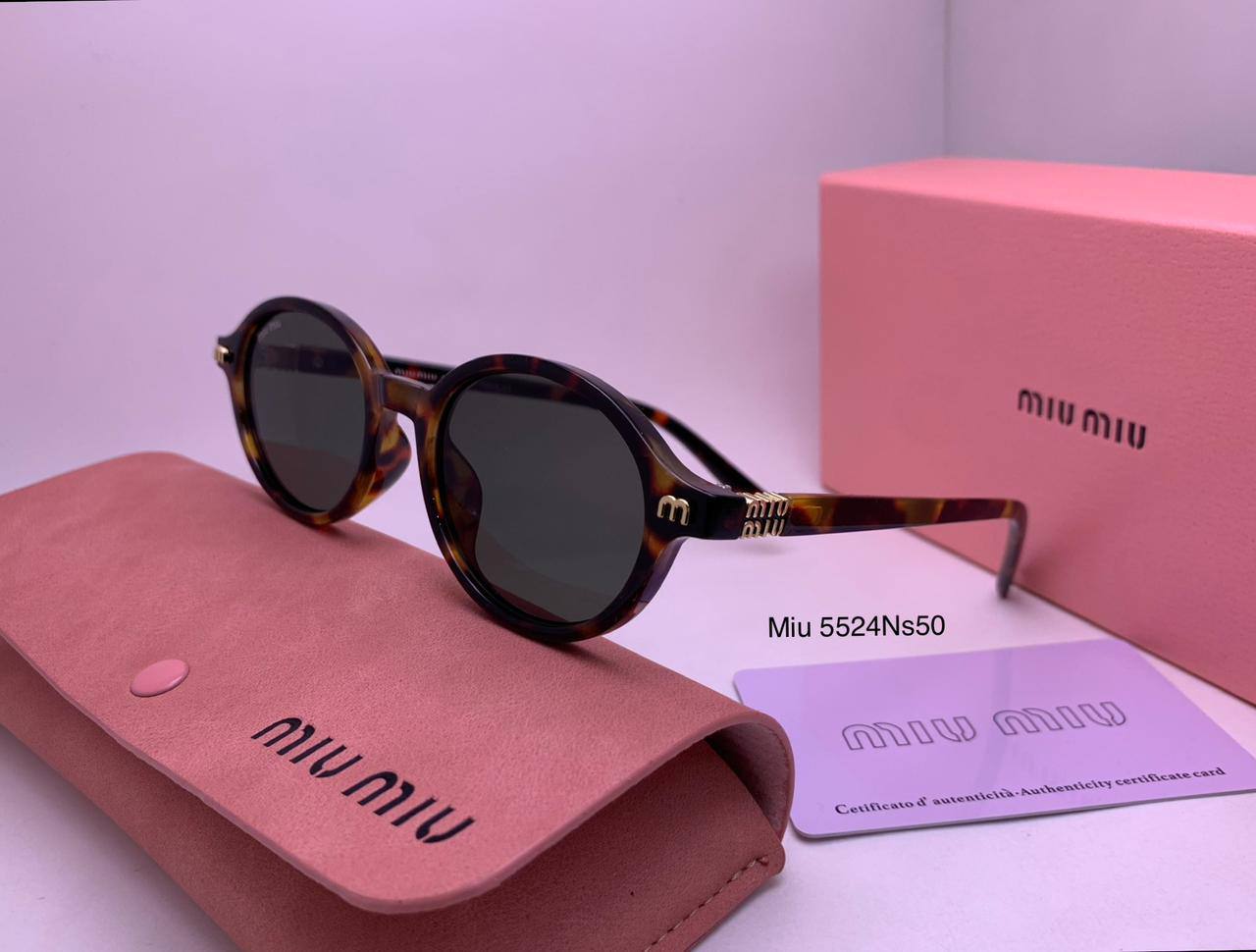 Miu Miu
70 dhs🌺

Zain126
♥️♥️♥️