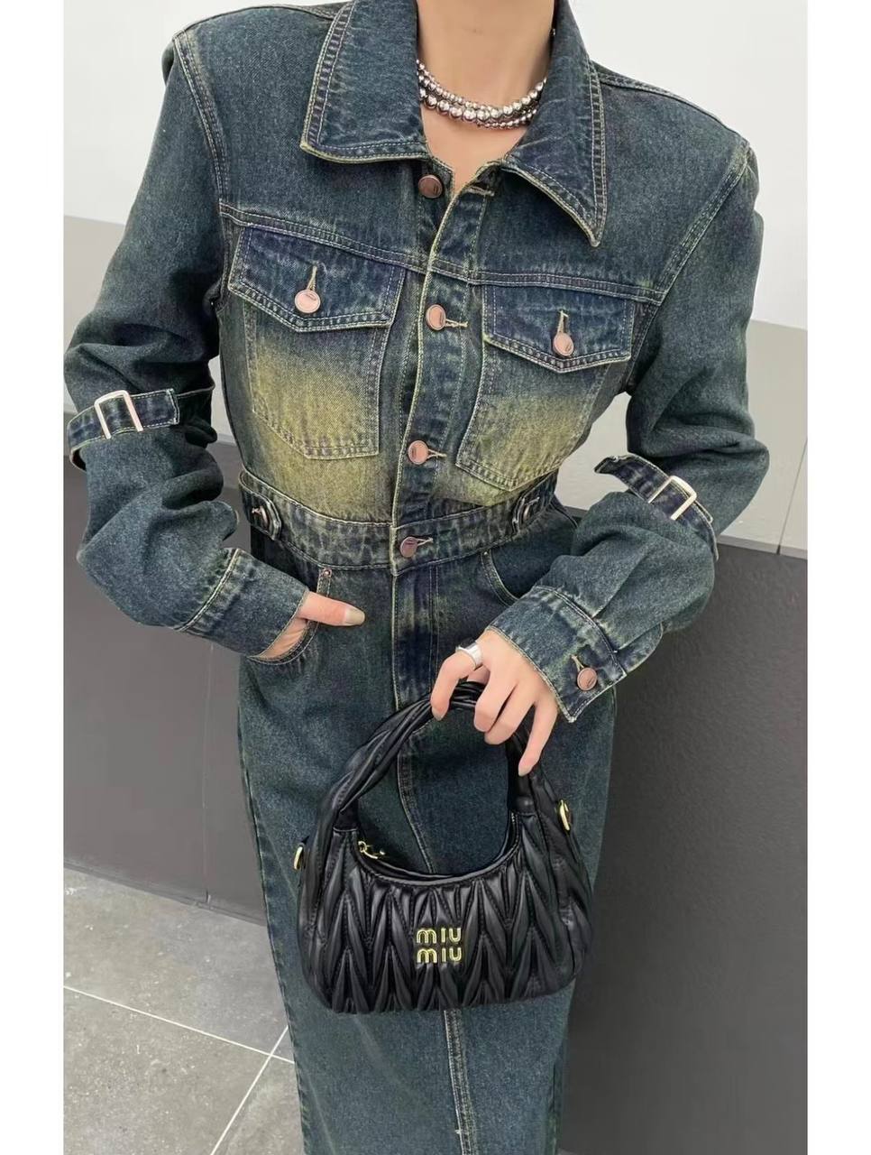 MIU MIU 

NEW CAME GOOD QUALITY 

WITH BOX 
🎁🎁🎁

90 dhs🇦🇪

Zain39
♥️♥️♥️