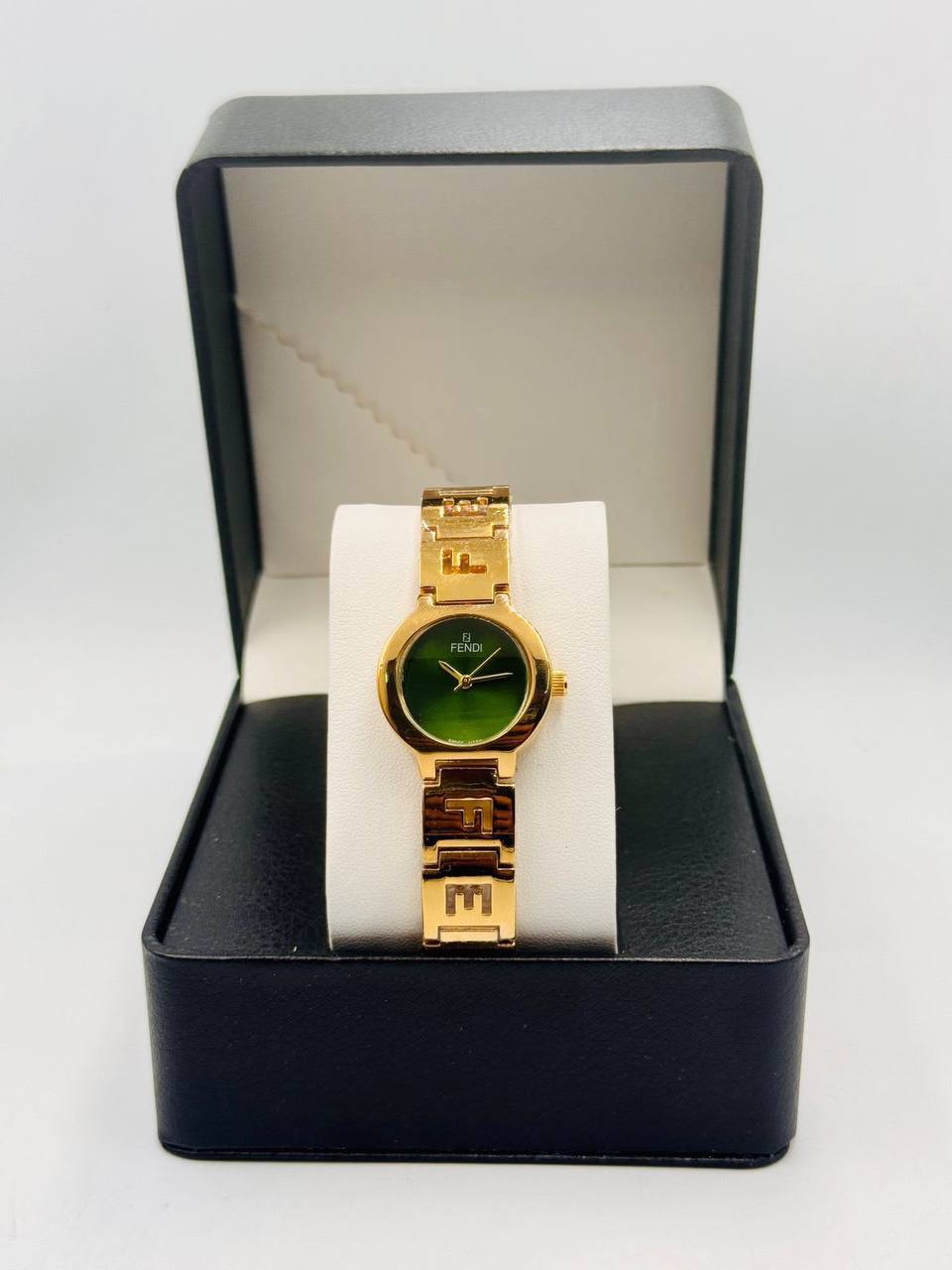 Fendi ladies 
55 dhs🇦🇪🇦🇪

Zain08
♥️♥️♥️