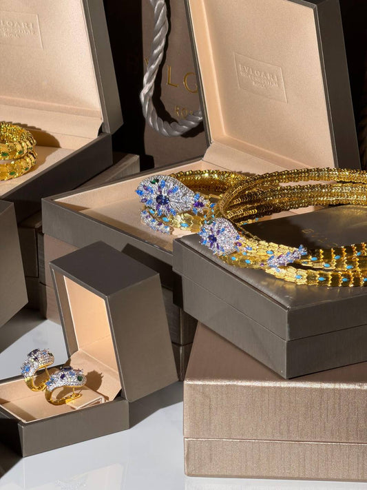 BVlGARI
 Snake New Collection 😍
Quality: Super Master 
Non -Tarnish color
* ⁠Choker
* ⁠Earring 
* ⁠Ring
* ⁠Bracelet
For Price 👇 WTSP Text Zain 0568585901

Zain268
♥️♥️♥️