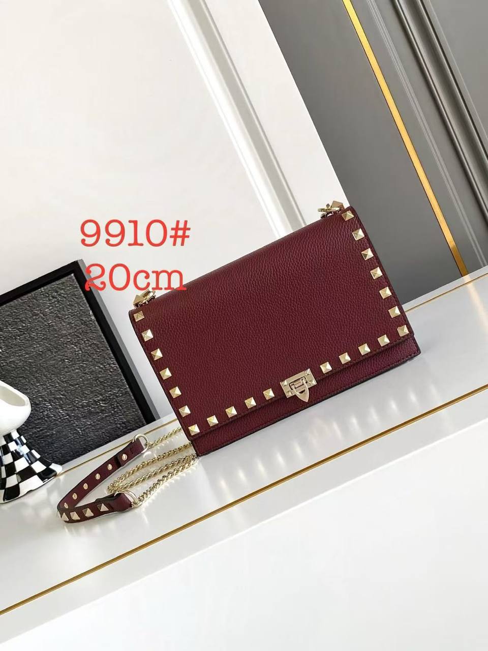 Valentino
Master✅✅
250 dhs🇦🇪🇦🇪

Zain141
♥️♥️♥️