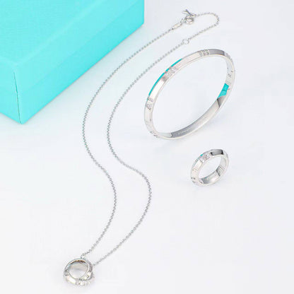 TIFFANY 🔅
   _*SET*_ 💎
140 dhs✅
 *MASTER QUALITY*
*WITH BOX AND PAPER BAG🛍️🎁

Zain89
♥️♥️♥️