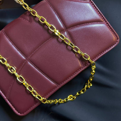 D&G
copy one 
with box 
210 dhs🇦🇪🇦🇪

Zain295
♥️♥️♥️
