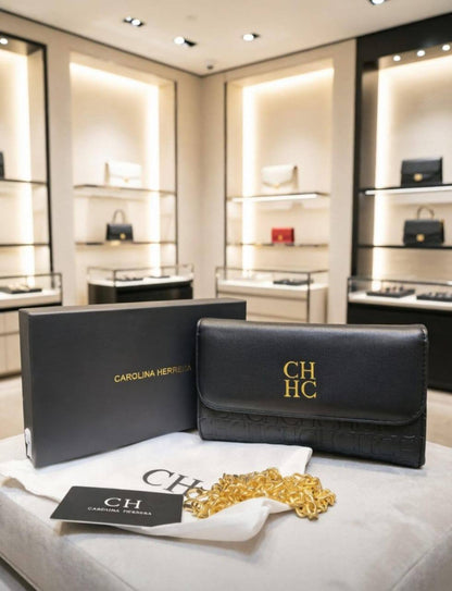 Aigner - CH
80 dhs💓
with box
Size:21*12*4

Zain07
♥️♥️♥️