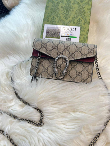 Gucci
with box
🎁🎁🎁

85 dhs🪙💕

Zain118
♥️♥️♥️