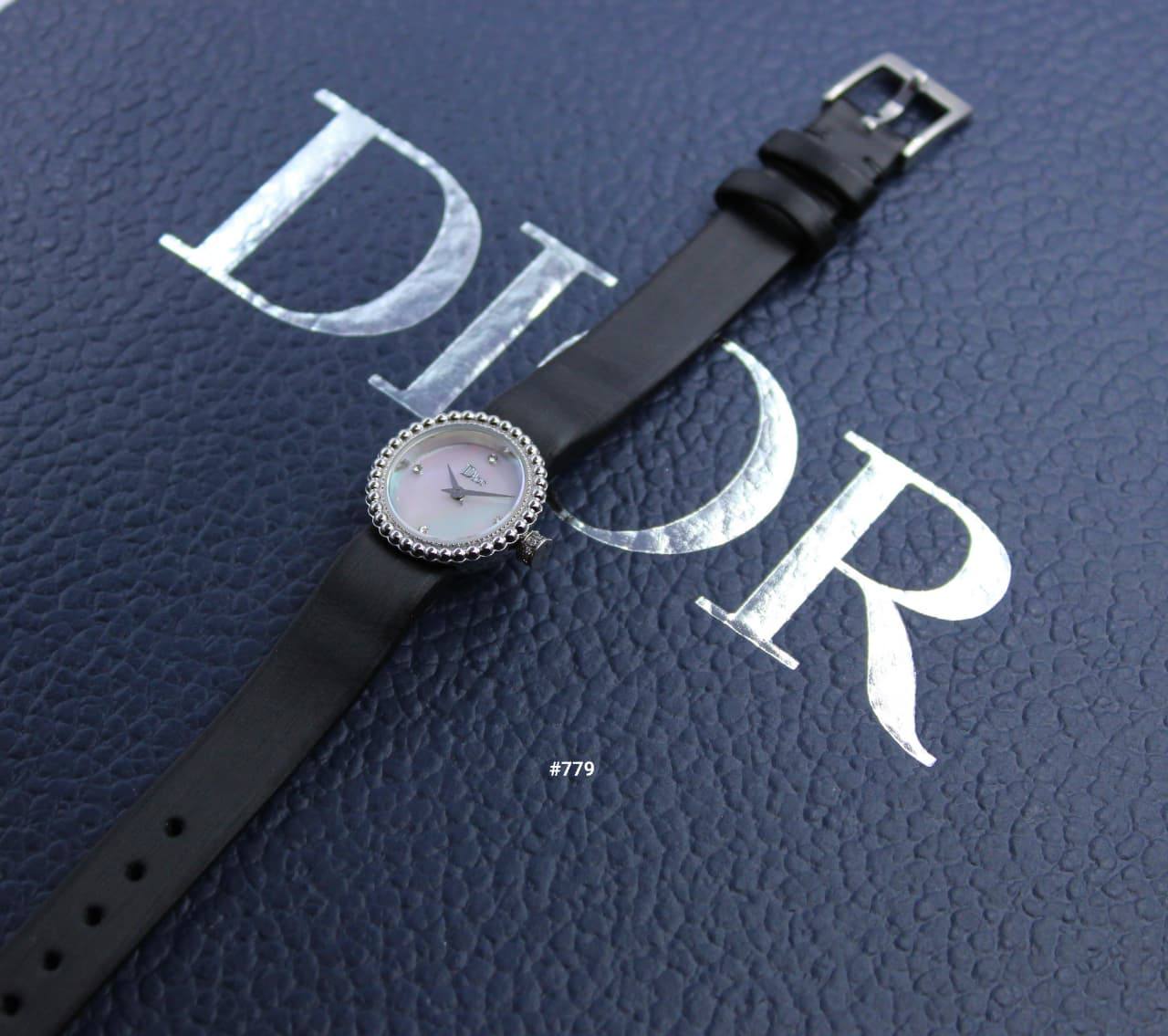 DIOR WOMEN LEATHER 
19MM

270 dhs🪙🌨️

Zain58
♥️♥️♥️