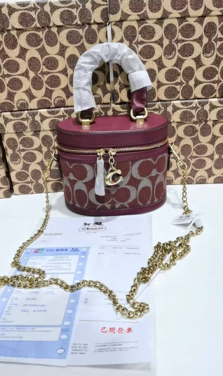 Coach
withbox 
95 dhs🇦🇪🇦🇪

Zain143
♥️♥️♥️