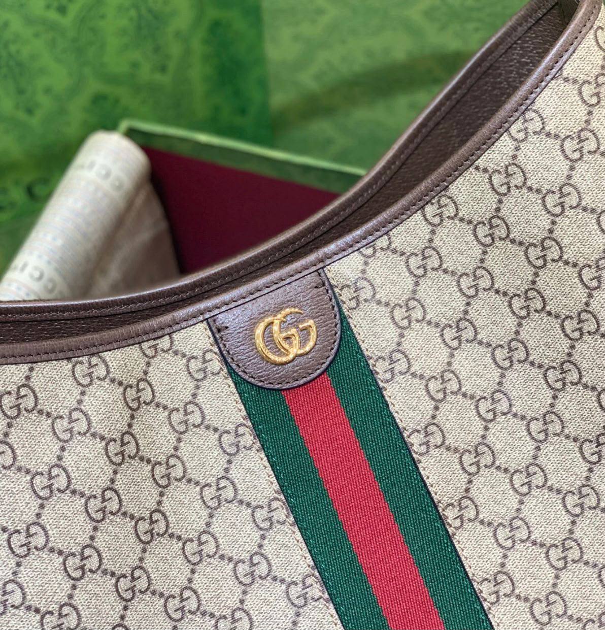 GUCCI
 COPY ONE
BIG SIZE(without box) 150 DHS✅
SMALL SIZE WITH BOX 140 DHS✅

Zain295
♥️♥️♥️