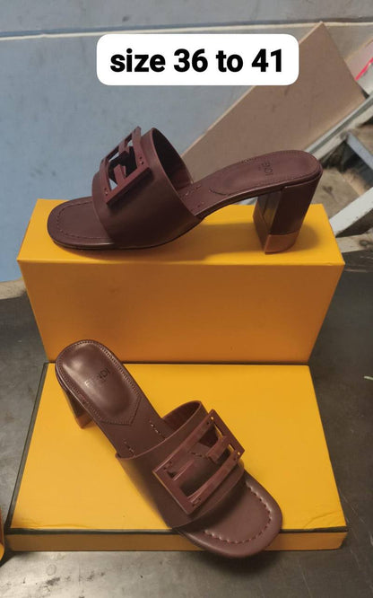 Fendi

size 36 to 41

90 dhs🇦🇪🇦🇪

Zain103
♥️♥️♥️