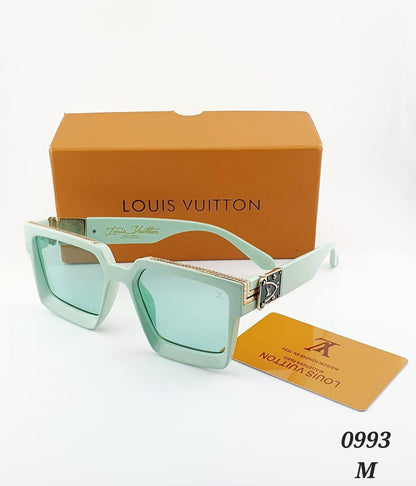 LV Sunglasses
65 dhs✅

with box
🎁🎁🎁

Zain182
♥️♥️♥️