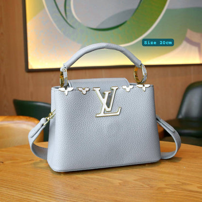 LV

Good quality 

with box 
🎁🎁🎁

110 dhs🪙🌨️

Zain186
♥️♥️♥️