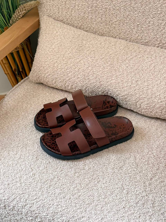 Hermes

𝐀𝐯𝐚𝐢𝐥𝐚𝐛𝐥𝐞 𝐍𝐨𝐰
𝐒𝐢𝐳𝐞𝐬: 𝟑𝟔 — 𝟒𝟏

450 dhs🇦🇪🇦🇪🇦🇪

Zain298
♥️♥️♥️