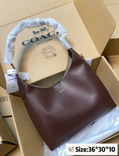 Coach

115 dhs✅ 

with box
🎁🎁🎁

Zain46
♥️♥️♥️