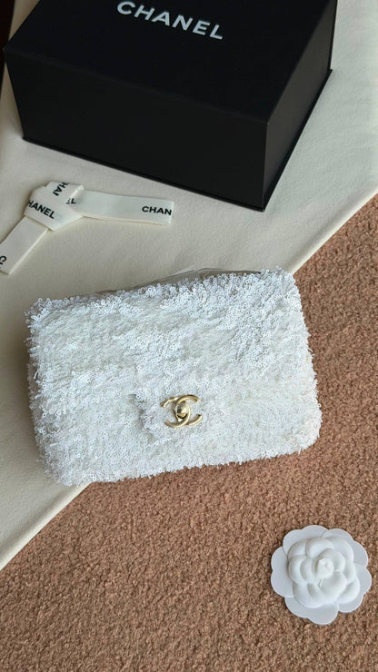 Chanel Limited Edition 🌈✨
Size : 20 Cm 
✨VIP QUALITY  ✨
With original Packing 🎁
For Price 👇 WhatsApp✅
0568585901 
0507557372
0552275751 Owner Zain 👌

Zain280
♥️♥️♥️