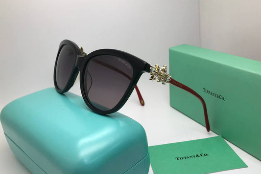 Ladies master quality 
sunglasses 😎 
180 dhs🌺

Zain126
♥️♥️♥️