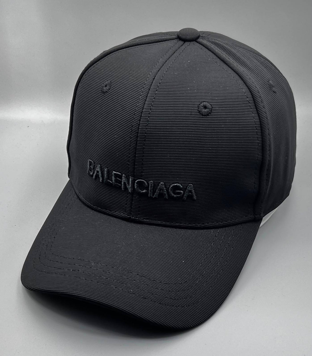 Caps

Gucci
LA
Balenciaga
Versace 
Balman
Dior
Dakley
Tommy


35 dhs🇦🇪🇦🇪

Zain182
♥️♥️♥️