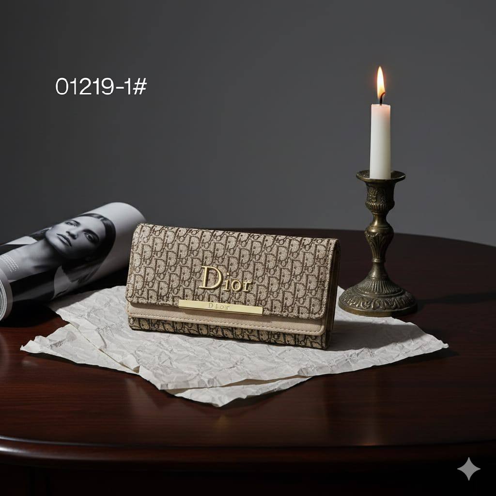 TRI-FOLD 𝗟𝗢𝗡𝗚 WALLET
WITH BOX
🎁🎁🎁

30 dhs❣️

Zain31
♥️♥️♥️