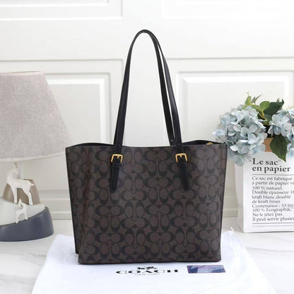 COACH 
GOOD QUALITY 
120 dhs✅

Zain295
♥️♥️♥️
