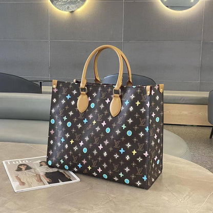 LV
85 dhs🪙💕
Size 33 CM

Zain269
♥️♥️♥️