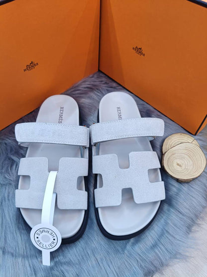 Hermes
*master quality*🌸
*size: 36 to 44*🌸
260 dhs✅

Zain119
♥️♥️♥️