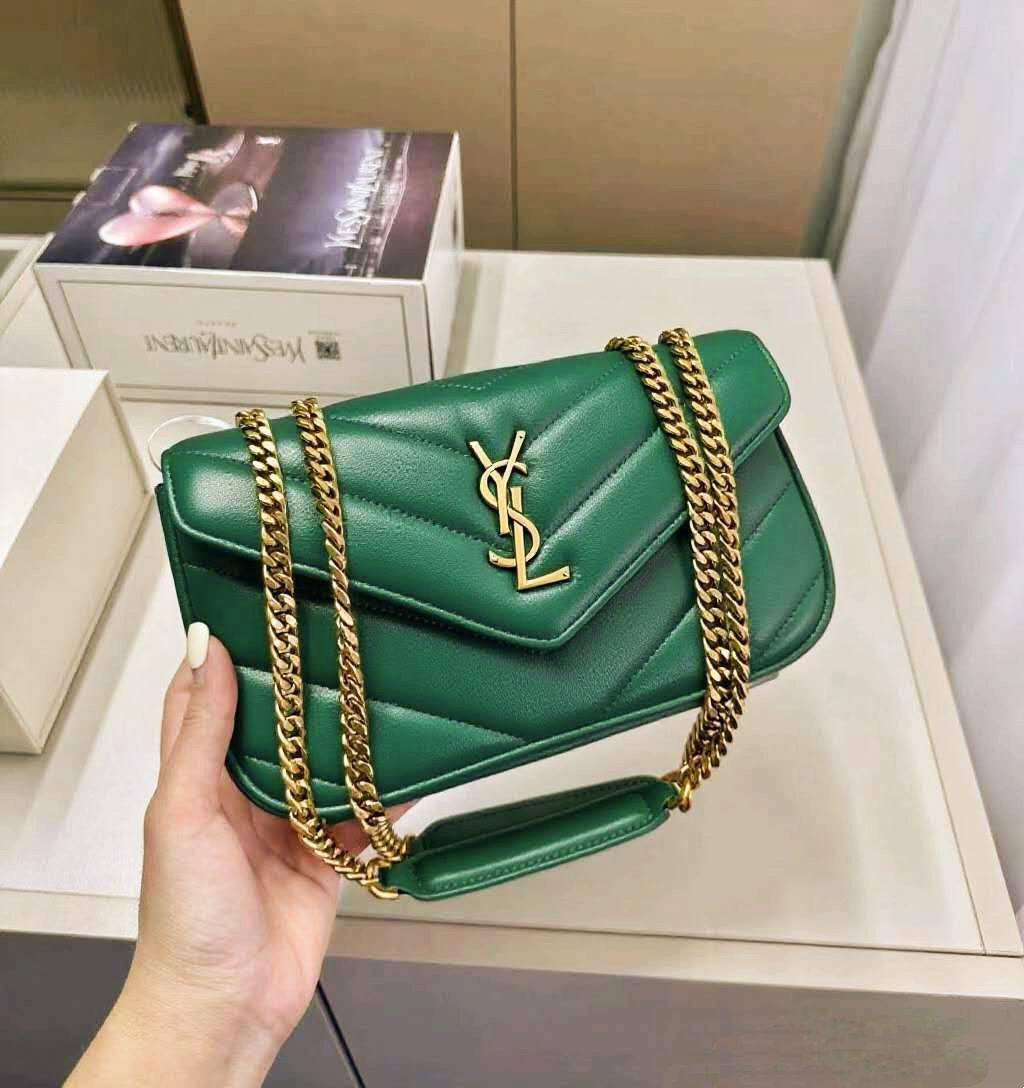 YSL 

 GOOD QUALITY

 WITH BOX 
🎁🎁🎁

100 dhs✅

Zain39
♥️♥️♥️