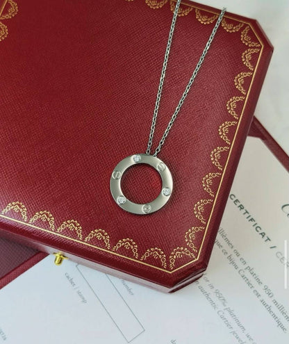 Cartier ♥️

CARTIER LOVE  NECKLACE THREE STONES 💎💎
Gold , Silver & Rosegold
🆕🎉🥳🎊🆕
↗️ *# Super Master Quality ®️*

*80 dhs🪙🌨️* with *Normal* Box
*120 dhs🪙🌨️* with *Orignal* Box

Zain106
♥️♥️♥️