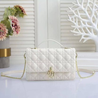 Dior - Miu Miu

With box 
🎁🎁🎁

85 dhs💓

Zain136
♥️♥️♥️