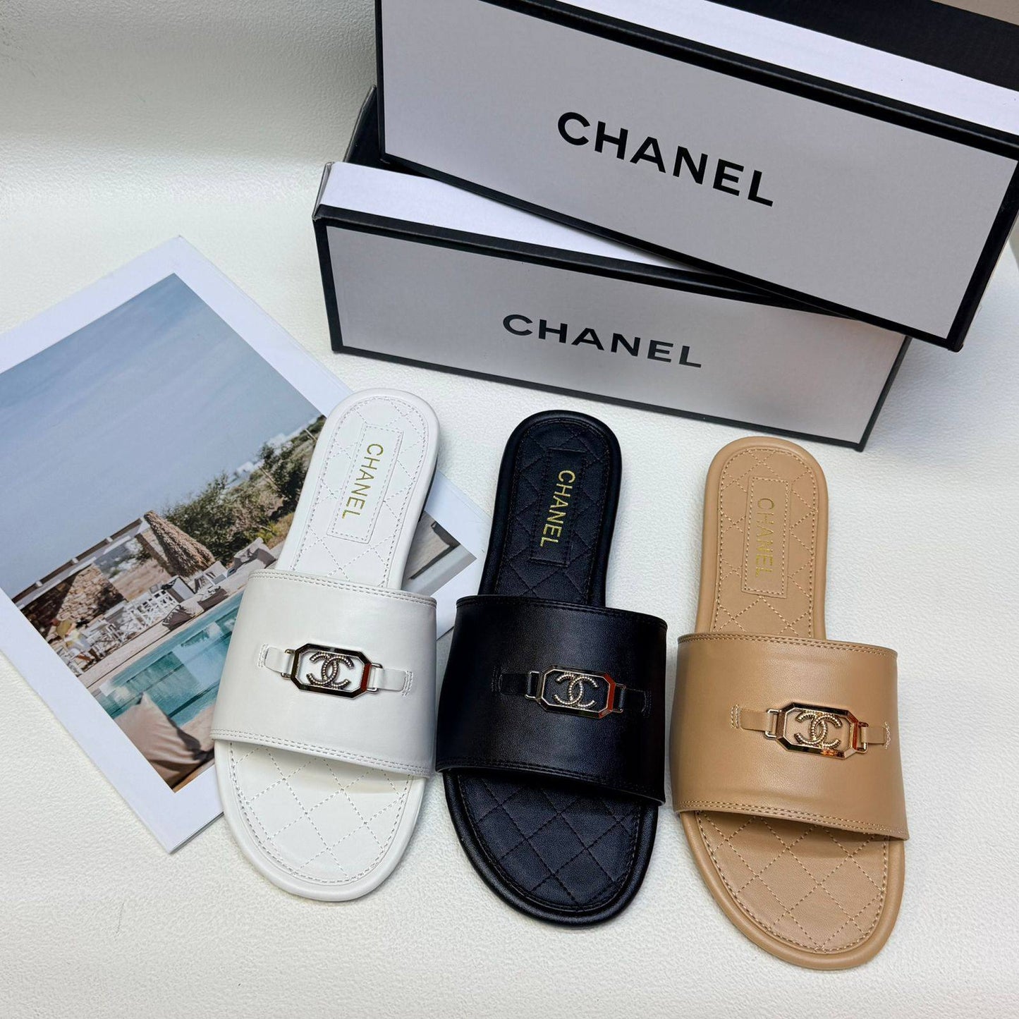 Chanel
Size 36to41
75 dhs💓

Zain236
♥️♥️♥️