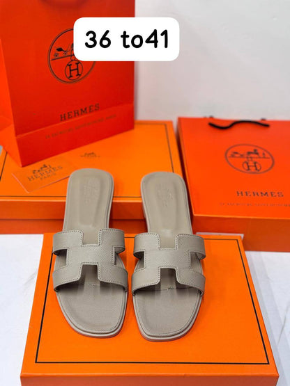 HERMES ORAN 
𝐇𝐢𝐠𝐡 𝐪𝐮𝐚𝐥𝐢𝐭𝐲 💯 
85 dhs✅

Zain21
♥️♥️♥️