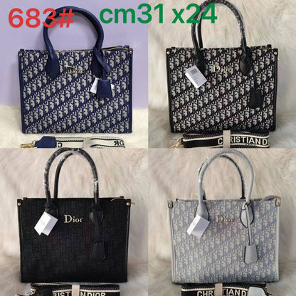 Dior

80 dhs🇦🇪🇦🇪

Zain136
Zain50
♥️♥️♥️