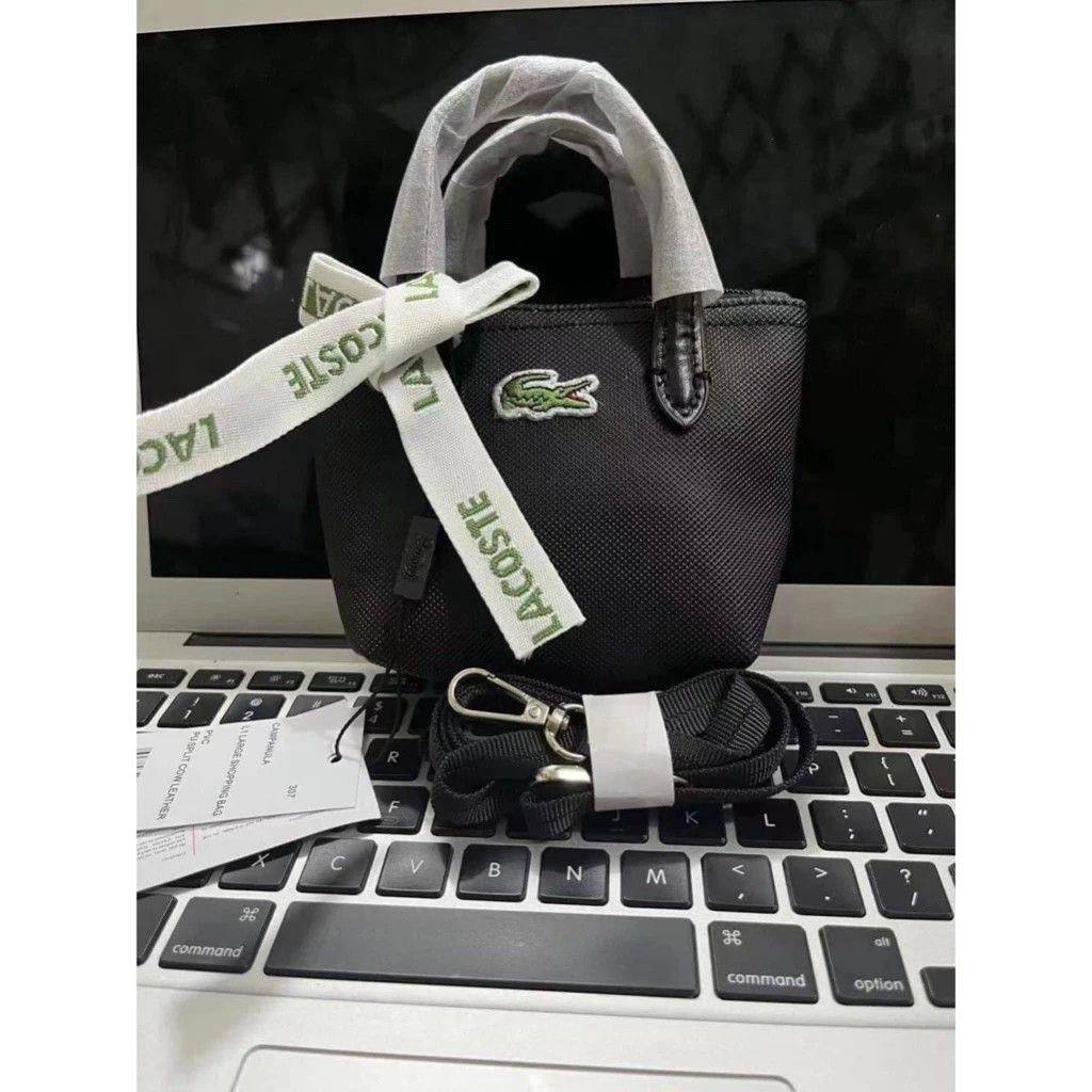 Lacoste
Mini 
45 dhs🗽

Zain17
♥️♥️♥️