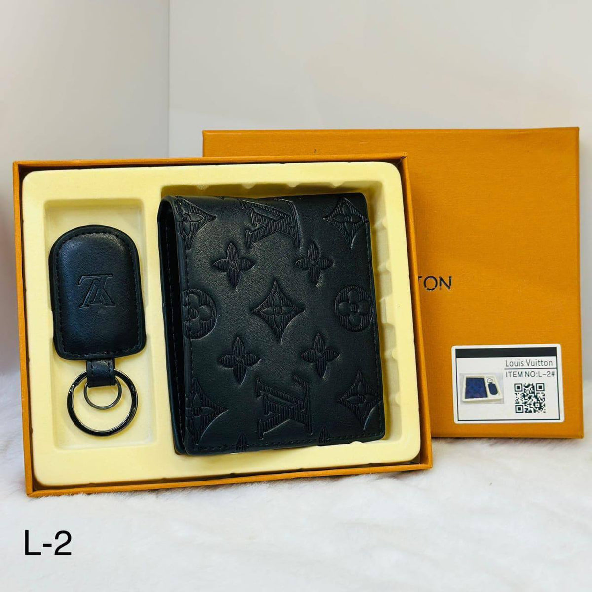 WALLET SET

 GOOD QUALITY 

30 dhs🇦🇪🇦🇪

Zain40
♥️♥️♥️