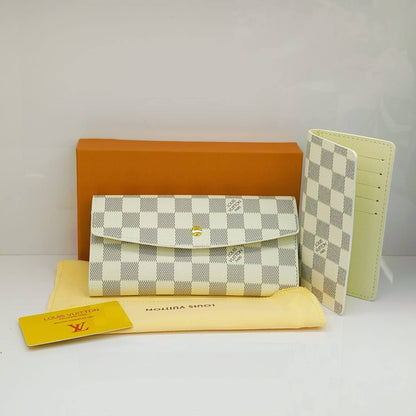Wallets

35 dhs✅

with box
🎁🎁🎁

Zain40
♥️♥️♥️
