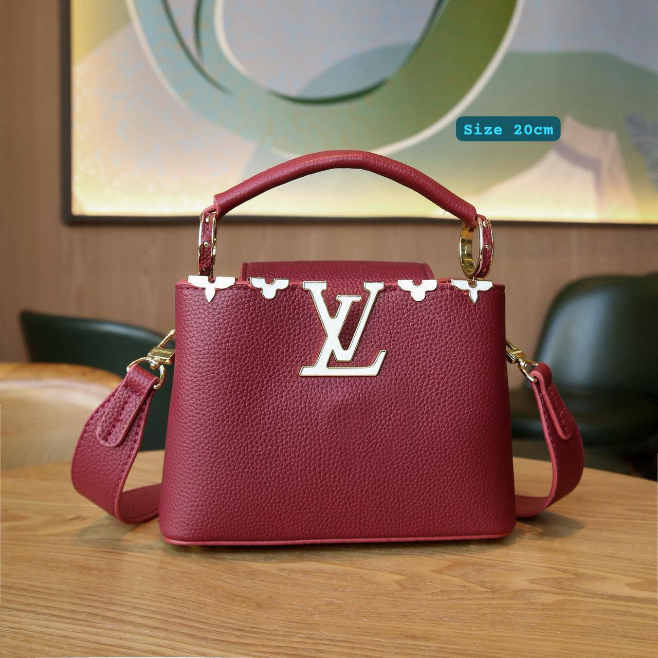 LV

Good quality 

with box 
🎁🎁🎁

110 dhs🪙🌨️

Zain186
♥️♥️♥️