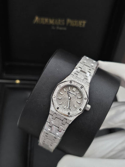 AUD
japan movement 🇯🇵
Water Resistant 💧
Sapphire Crystal 
Super Master Quality 
With box 📦🛍️
For Price 👇 WhatsApp✅
0568585901 
0507557372
0552275751 Owner Zain 👌

Zain282
♥️♥️♥️